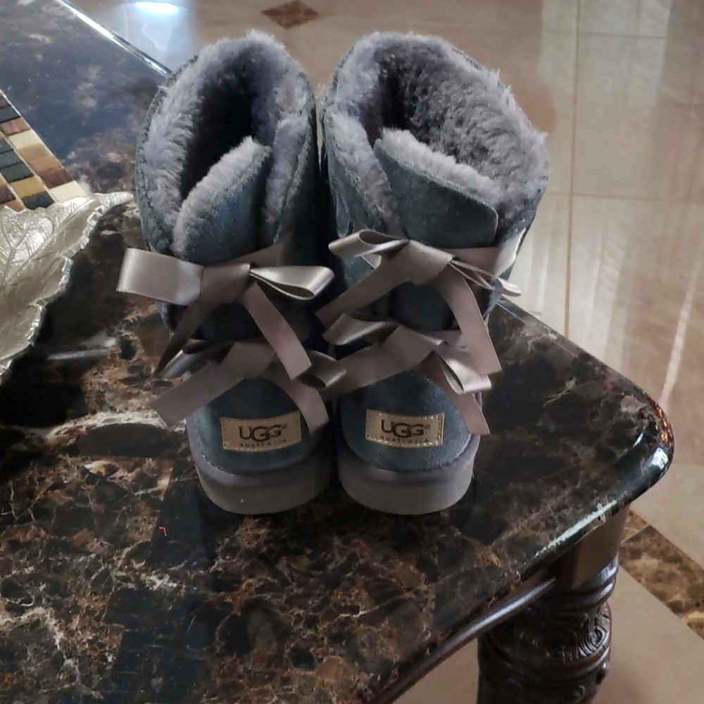 Ugg